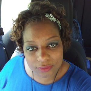 Meet your Posher, Vickie